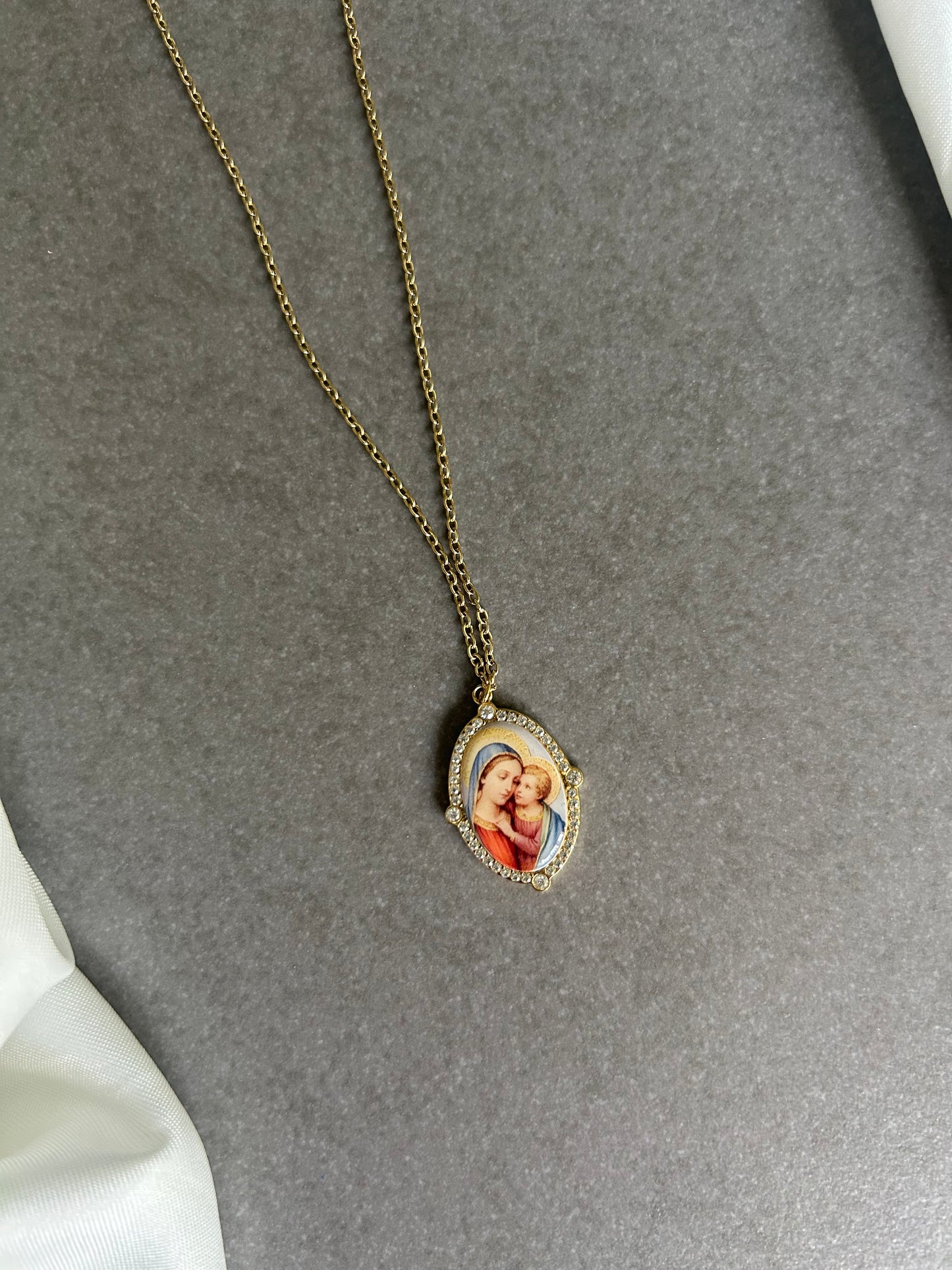 Collana Sacro Abbraccio