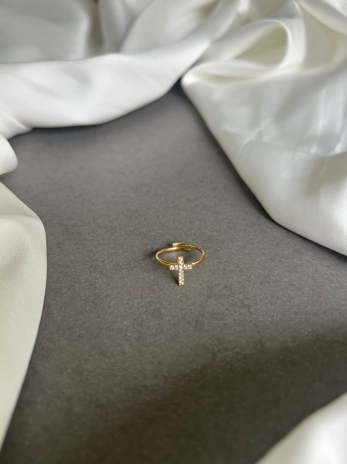 Anello Croce Sacra Oro