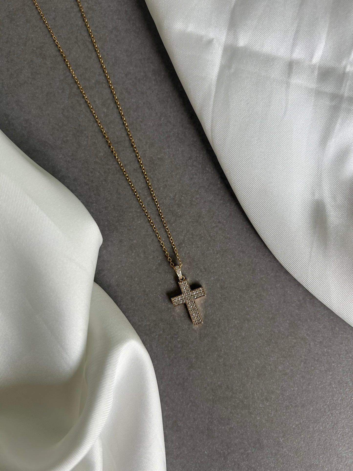 Collana Croce di Luce Oro